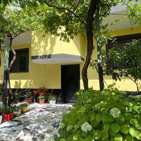 H&A Guest House Голем Экстерьер фото