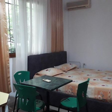H&A Guest House Голем Экстерьер фото