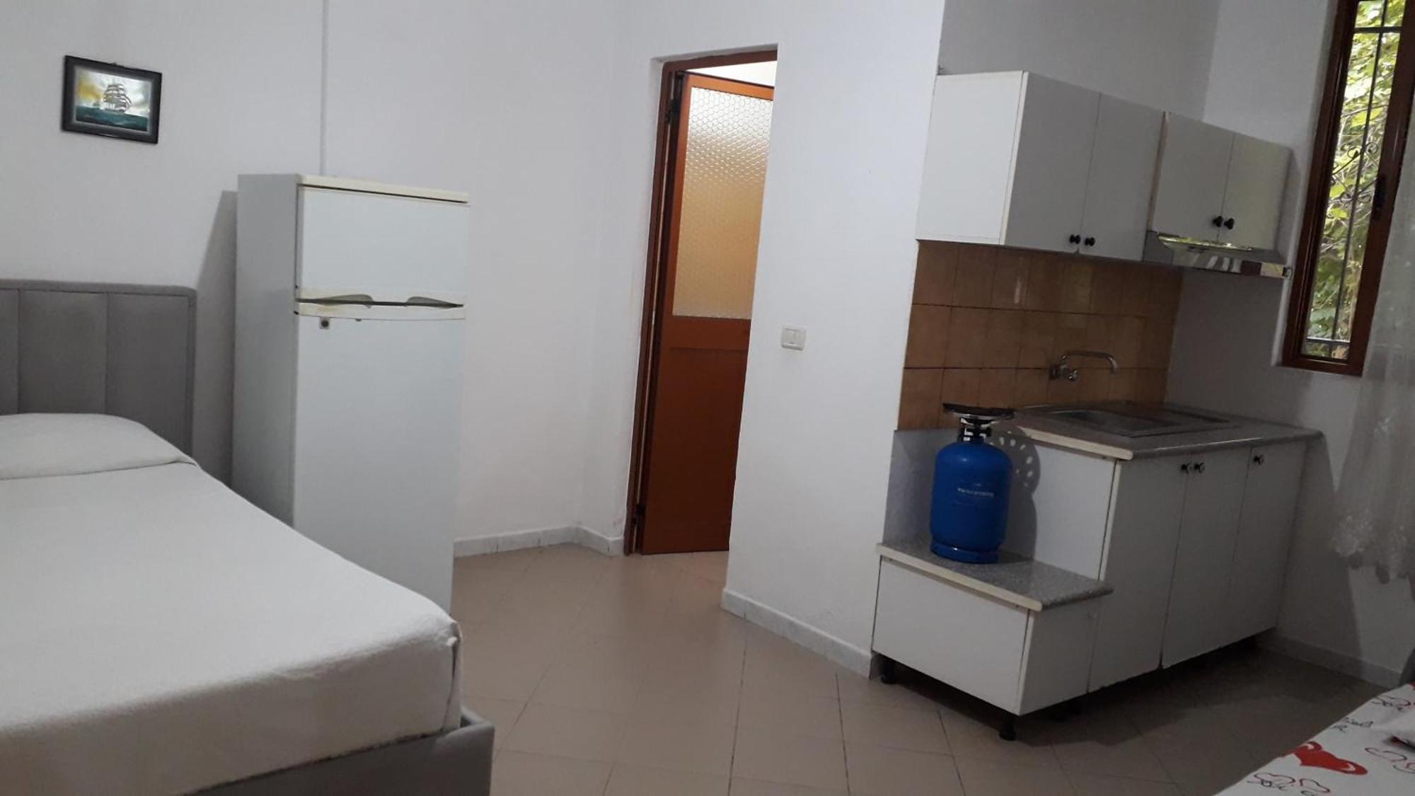 H&A Guest House Голем Экстерьер фото